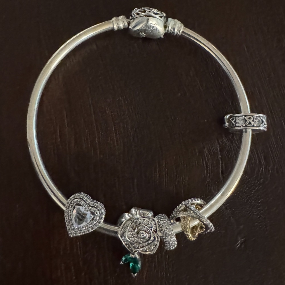 Pandora bracelet 7.5 with charms